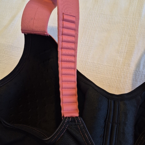 Livi Active women's size 44DDD Max Support convertible strap bra EUC - Picture 4 of 9